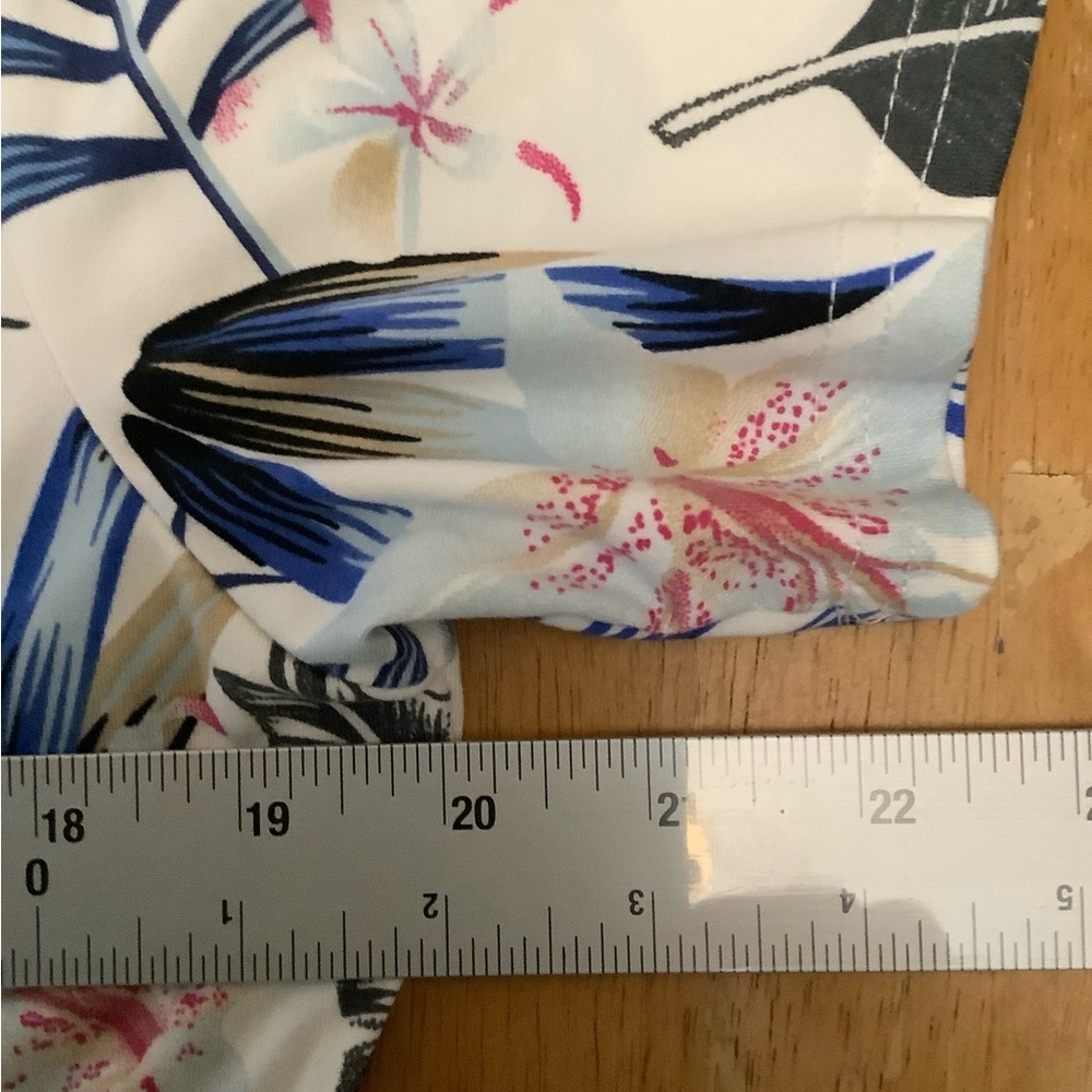 Floral Maxi Dress with Blue and Cream Pattern - Picture 3 of 3